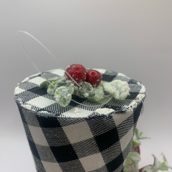 Christmas Tabletop Decoration/Lg Ornament/Tree Topper Black/White Buffalo Check - Picture 9 of 10